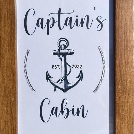Captain'S Cabin Apartment Копер Екстериор снимка